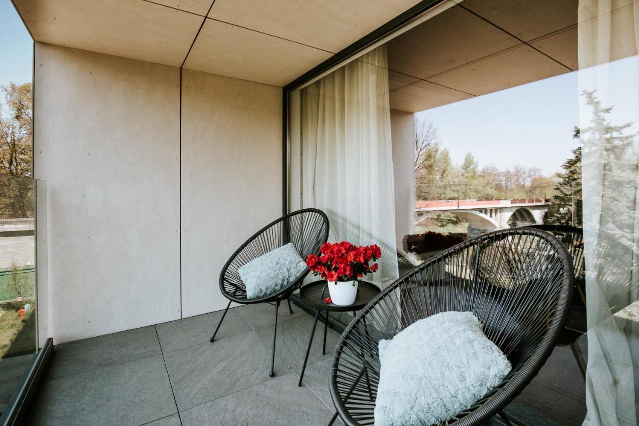 River Side Residence Nr 15 ออชเวียนชิม ภายนอก รูปภาพ